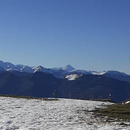 Gite De La Ouedolle Sengouagnet Bagian luar foto